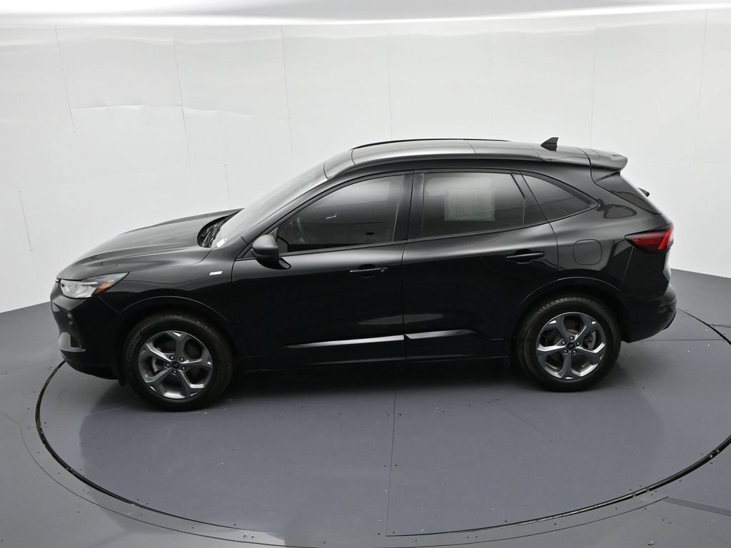 Used 2024 Ford Escape ST-Line w/ Tech Pack #1 AWD/4WD image 18