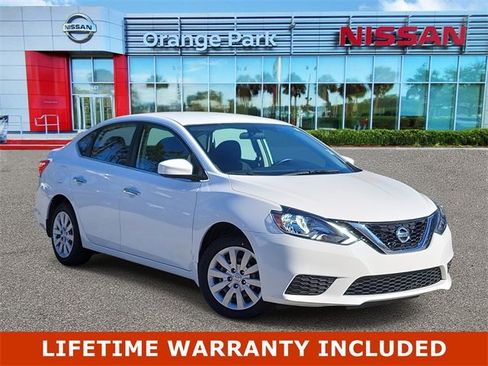 Used 2017 Nissan Sentra S image 1