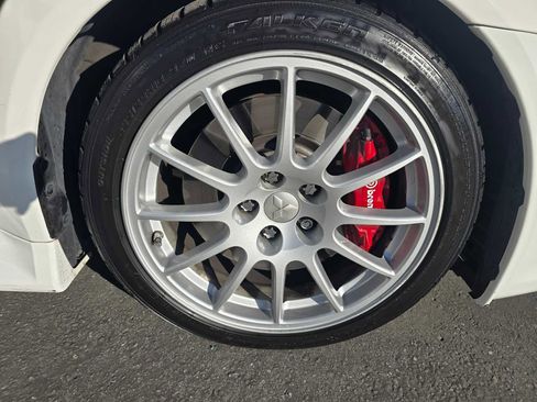 Used 2015 Mitsubishi Lancer Evolution GSR image 9