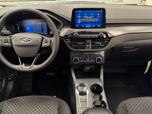New 2026 Ford Escape Active w/ Cold Weather Package image 15