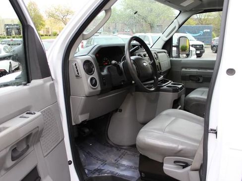Used 2019 Ford E-350 and Econoline 350 Super Duty w/ Power Windows & Locks Group RWD image 13