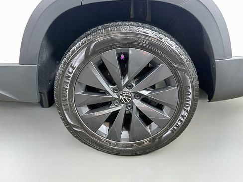 Used 2023 Volkswagen Taos S FWD image 28