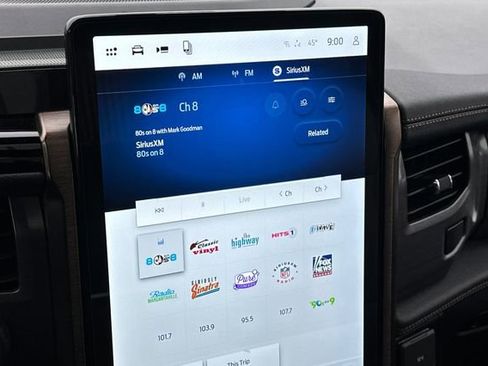 Used 2024 Ford F150 Lightning Lariat image 15