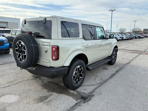 New 2025 Ford Bronco Outer Banks AWD/4WD image 3