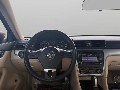 Used 2015 Volkswagen Passat 1.8T Limited Edition FWD image 28