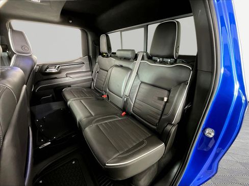 Used 2024 GMC Sierra 1500 AT4X AWD/4WD image 23