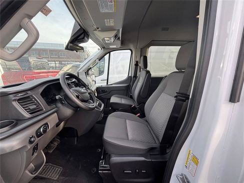 Used 2024 Ford Transit 350 XLT RWD image 13