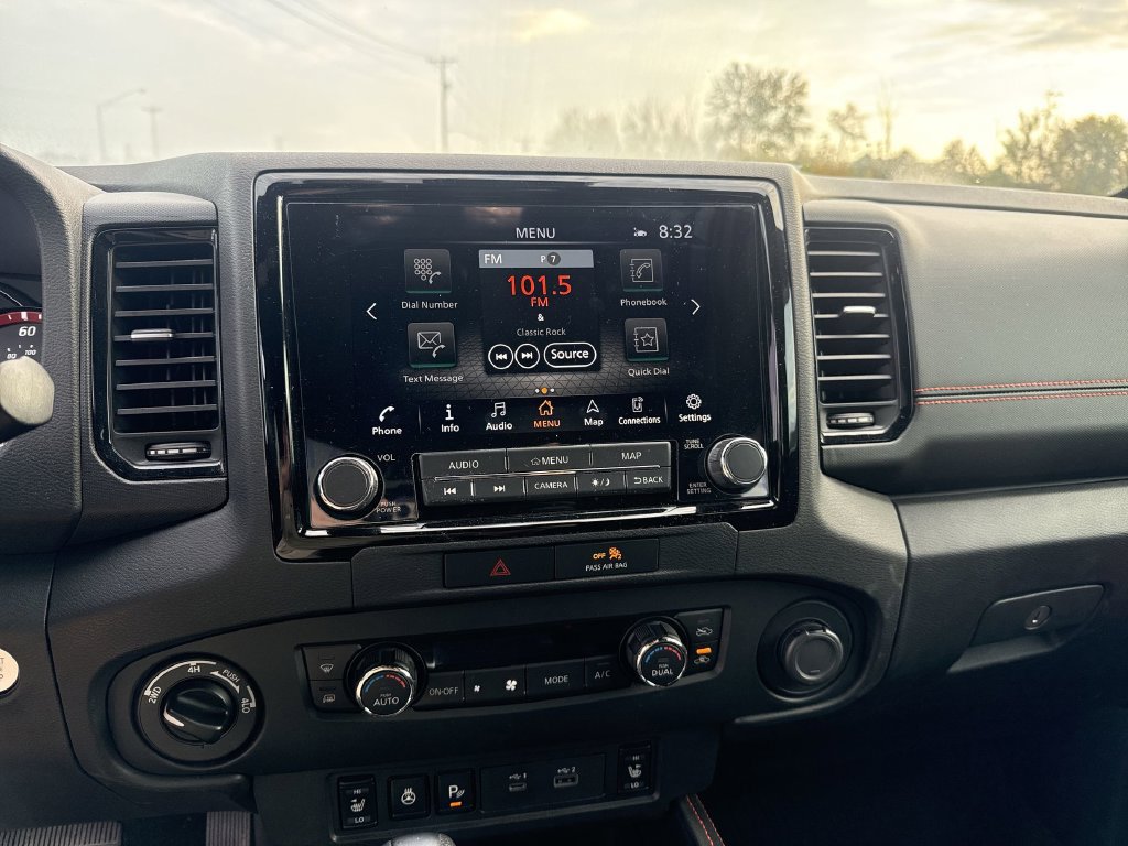 Used 2022 Nissan Frontier PRO-4X AWD/4WD image 12