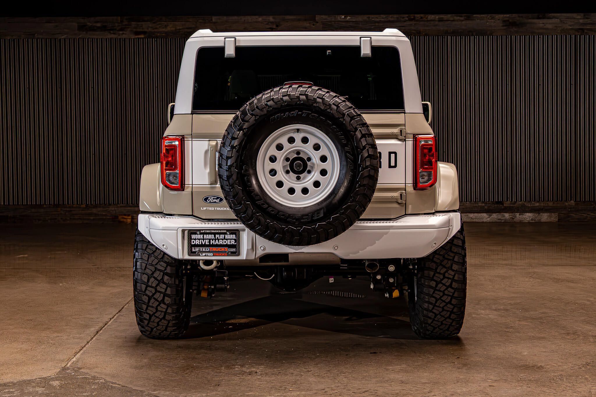Used 2026 Ford Bronco Heritage Edition AWD/4WD image 8