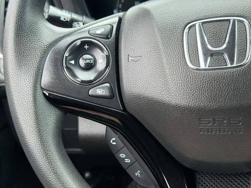Used 2021 Honda HR-V EX image 25