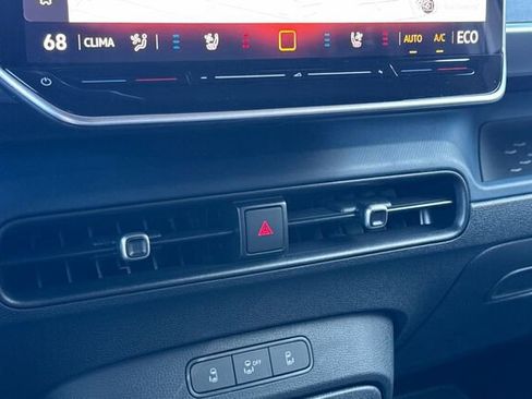 New 2025 Volkswagen ID. Buzz Pro S image 22