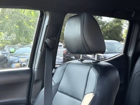 Used 2018 Toyota Tacoma Limited image 25