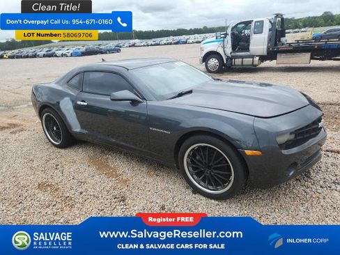 Used 2011 Chevrolet Camaro LS RWD image 5