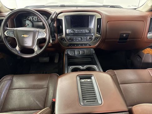 Used 2017 Chevrolet Silverado 1500 High Country image 42