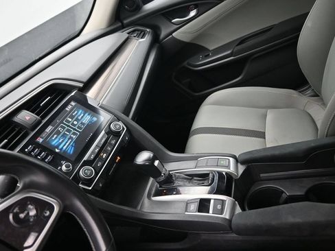 Used 2020 Honda Civic EX image 17