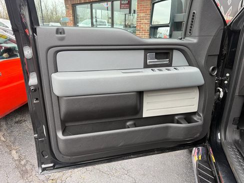 Used 2014 Ford F150 XLT w/ Equipment Group 302A Luxury image 19