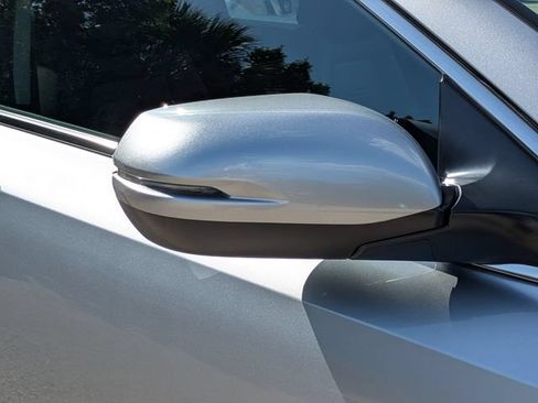 Certified 2022 Honda CR-V EX-L image 12