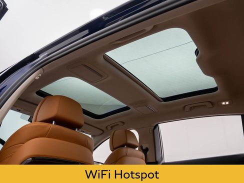 Used 2022 BMW 750i xDrive w/ Executive Package image 19