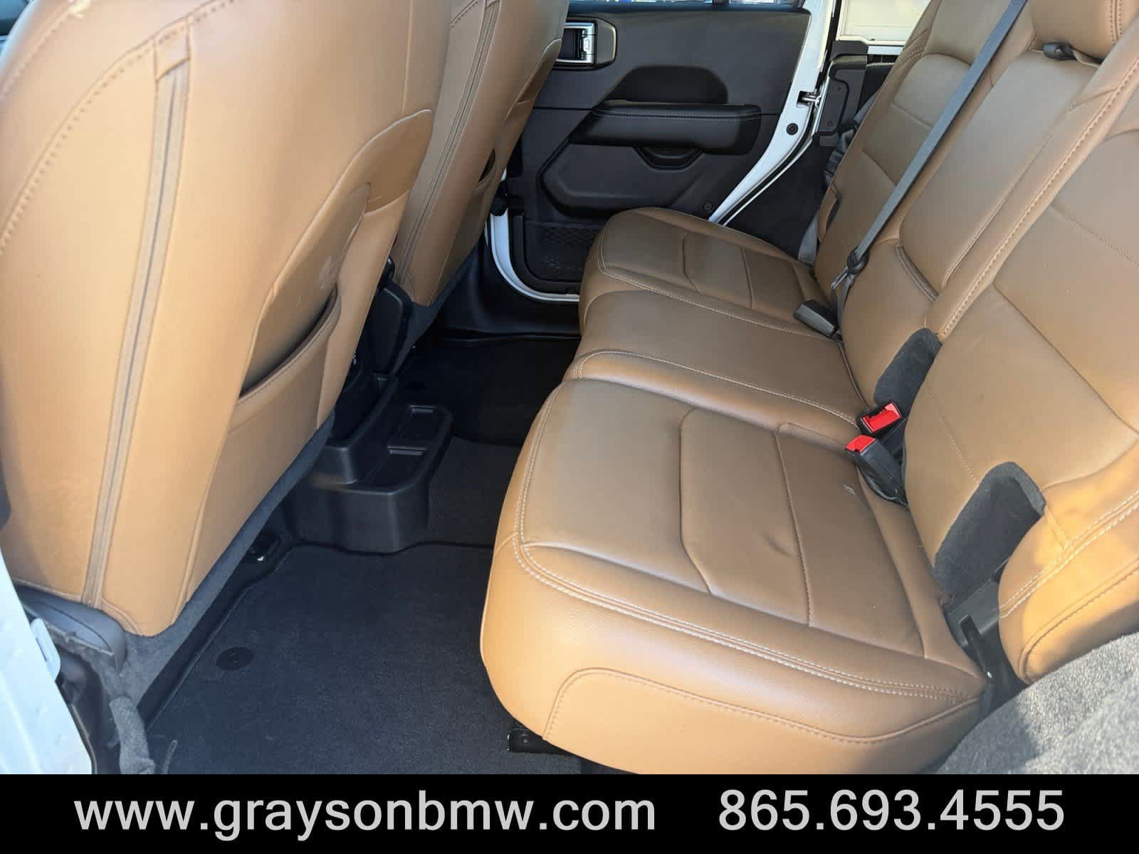 Used 2021 Jeep Wrangler Unlimited Sahara AWD/4WD image 15
