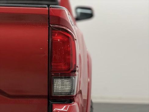 Certified 2019 Toyota Tacoma TRD Sport image 7