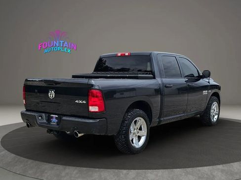 Used 2018 RAM 1500 Express w/ Express Value Package AWD/4WD image 7