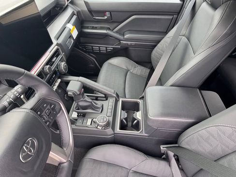 New 2026 Toyota 4Runner TRD Off-Road Premium AWD/4WD image 10