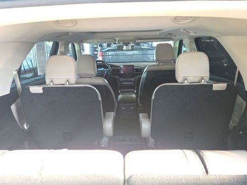 Used 2020 Ford Explorer Limited w/ Class III Trailer Tow Package image 12