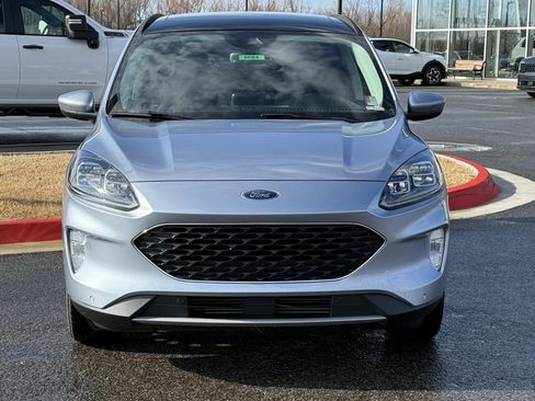 Used 2022 Ford Escape Titanium w/ Class II Trailer Tow Package image 2