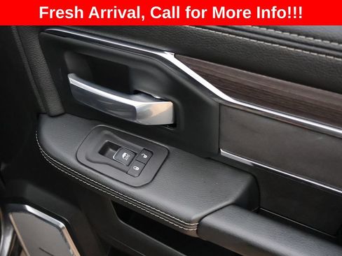 Used 2025 RAM 2500 Laramie AWD/4WD image 12