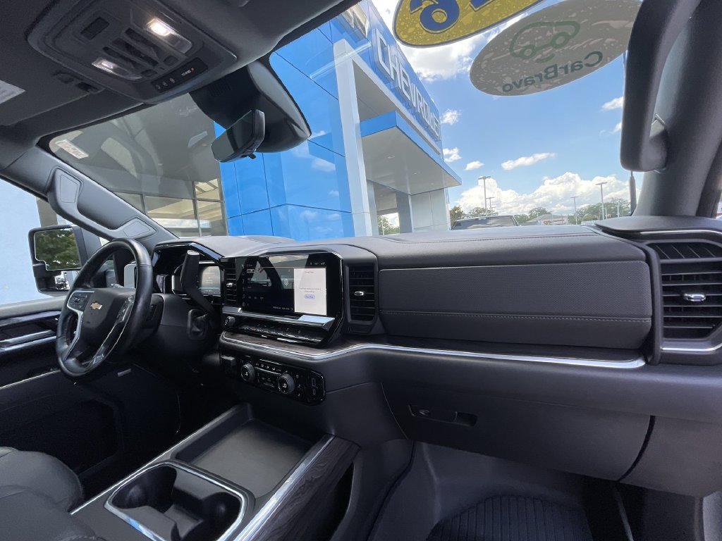 Certified 2026 Chevrolet Silverado 2500 LTZ w/ LTZ Premium Package AWD/4WD image 29