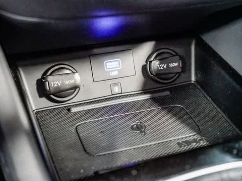 Used 2020 Hyundai Ioniq SEL image 21