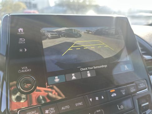 Used 2023 Honda Odyssey Sport image 25