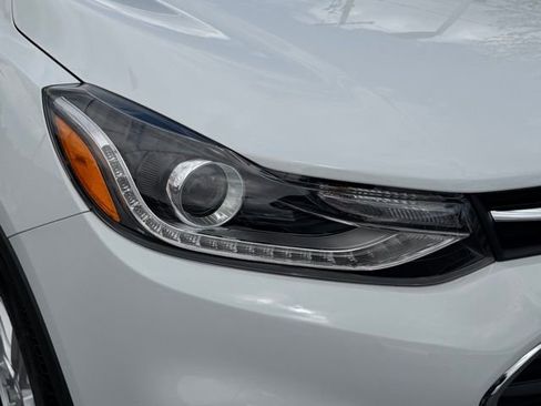 Certified 2020 Chevrolet Trax LT w/ Driver Confidence Package AWD/4WD image 16