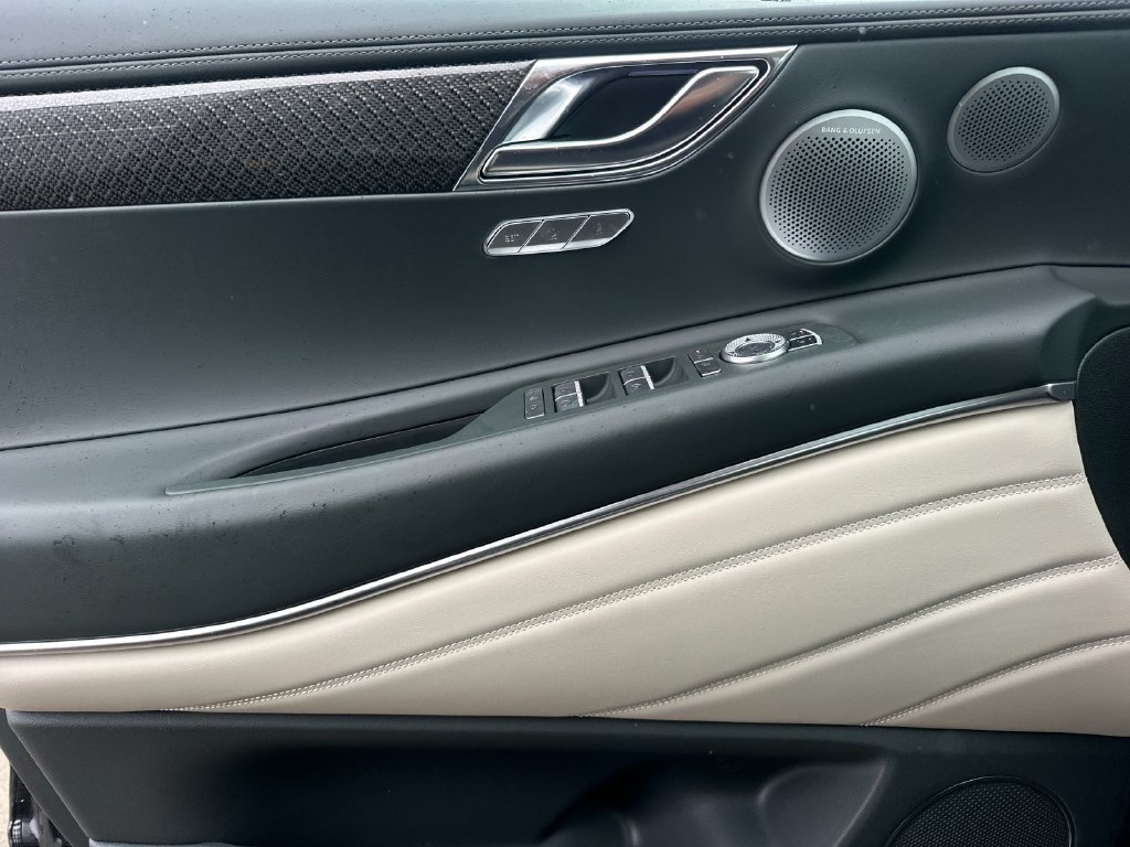 New 2026 Genesis GV80 3.5T e-SC AWD/4WD image 11