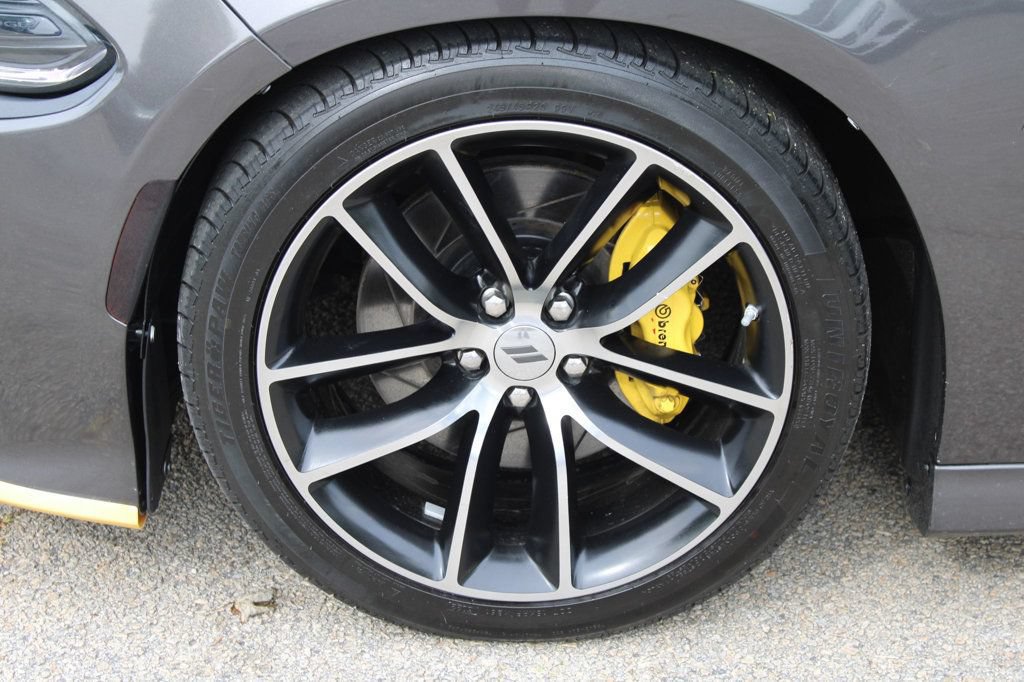Used 2017 Dodge Charger R/T Scat Pack RWD image 39