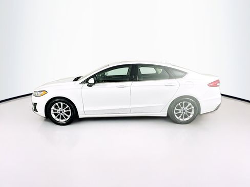 Used 2020 Ford Fusion SE image 4