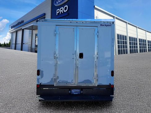 New 2024 Ford E-450 and Econoline 450 Super Duty w/ Power Windows & Locks Group RWD image 18