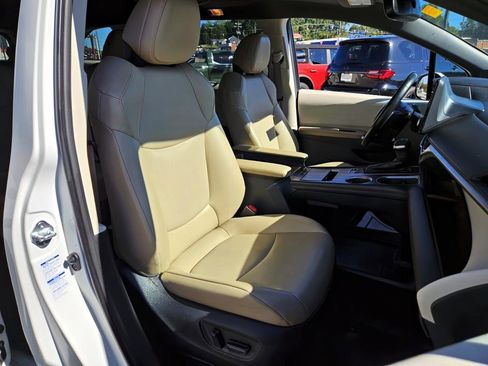 Used 2021 Toyota Sienna XLE w/ XLE Plus Package image 15