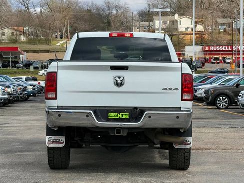 Used 2018 RAM 2500 Tradesman w/ Chrome Appearance Group AWD/4WD image 3