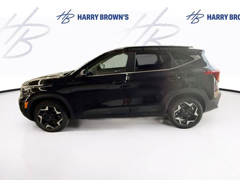 Used 2024 Kia Seltos EX AWD/4WD image 8