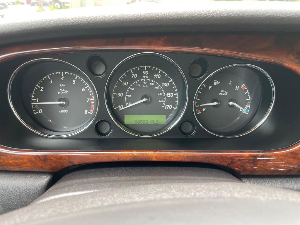 Used 2004 Jaguar XJ8 RWD image 19