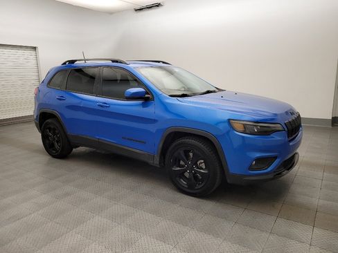 Used 2021 Jeep Cherokee Latitude Plus FWD image 11