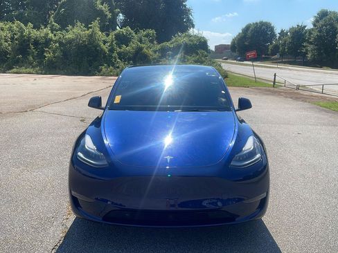 Used 2022 Tesla Model Y Performance AWD/4WD image 2