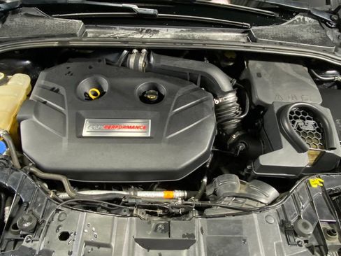 Used 2017 Ford Focus RS AWD/4WD image 13