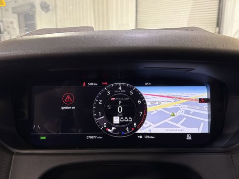 Used 2020 Land Rover Range Rover Velar R-Dynamic S image 17