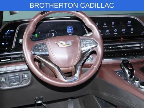 Used 2024 Cadillac Escalade Sport Platinum w/ Heavy-Duty Trailer Package AWD/4WD image 20