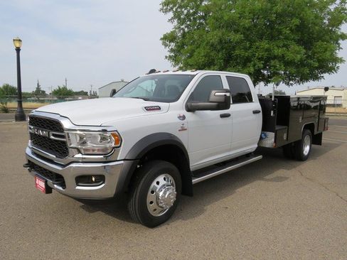 New 2023 RAM 5500 Tradesman w/ Chrome Appearance Group image 7