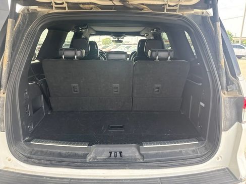 Used 2023 Lincoln Navigator Reserve AWD/4WD image 12