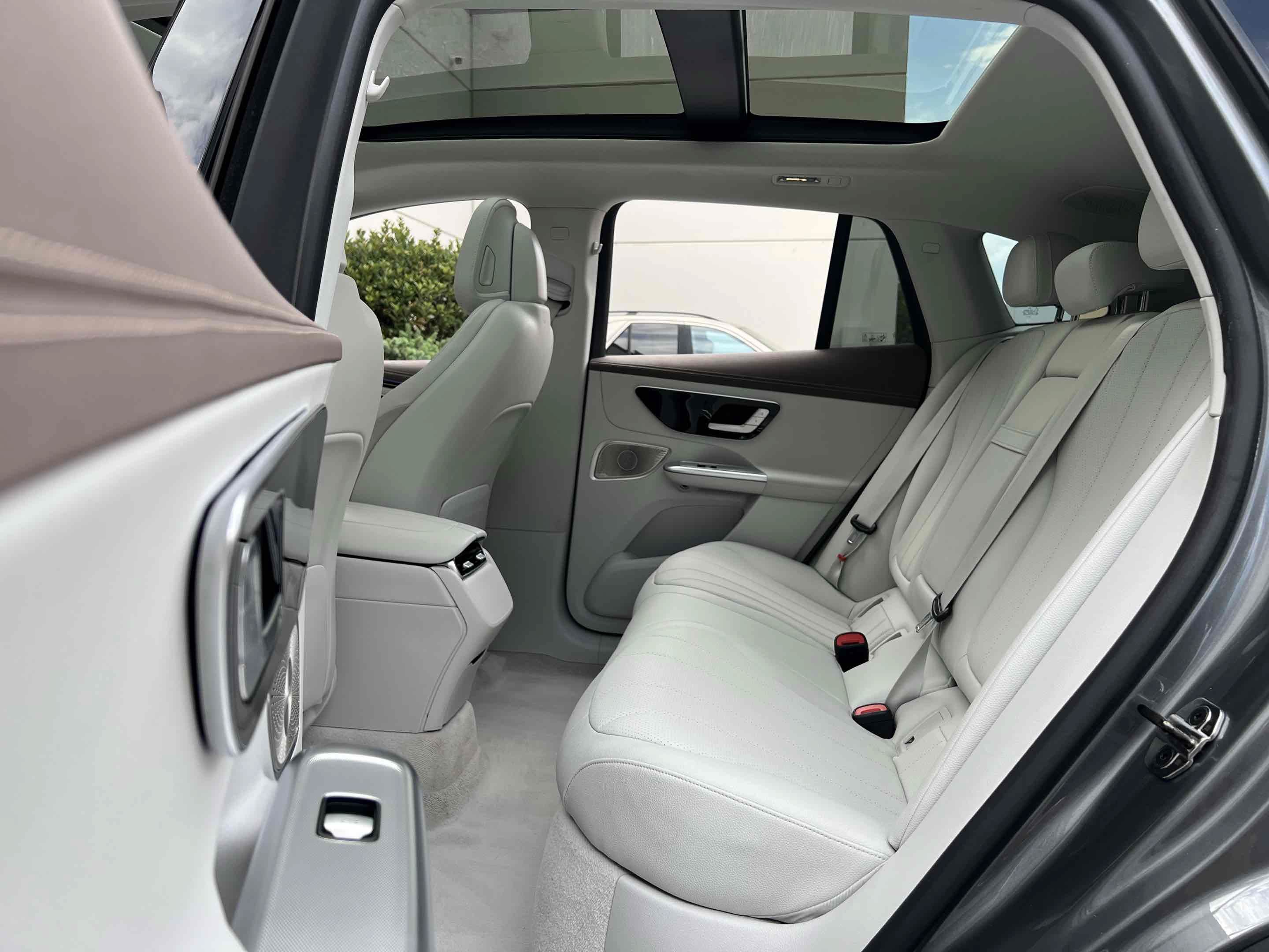 Used 2023 Mercedes-Benz EQE 350+ SUV w/ Exclusive Trim Package image 7