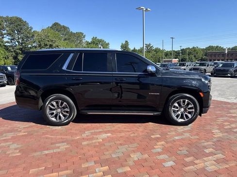 Used 2022 Chevrolet Tahoe LT w/ Luxury Package RWD image 37